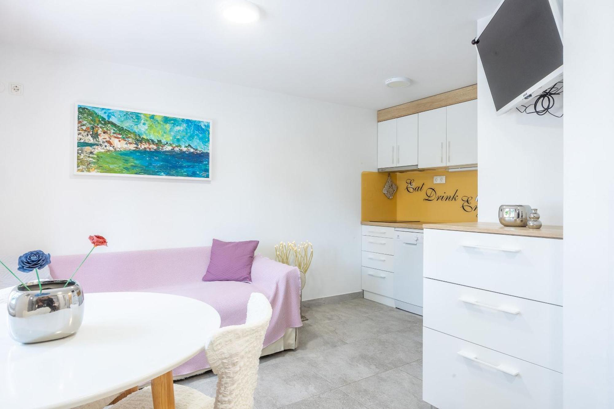 Apartments And Rooms Lea Bol Extérieur photo